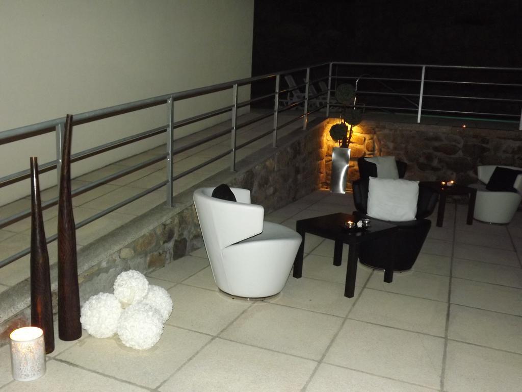 Hotel Do Vale Aguiar da Beira Esterno foto