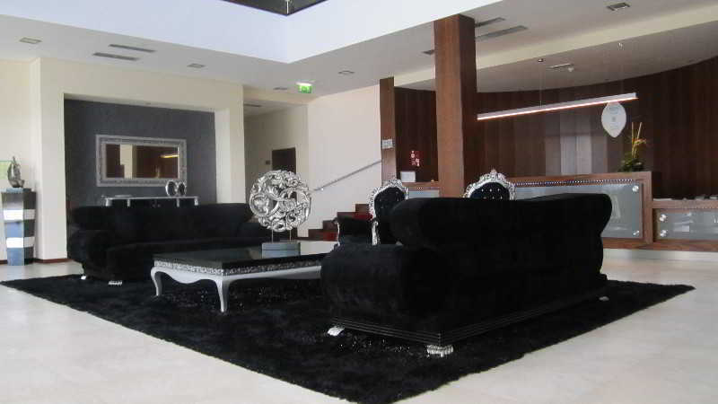 Hotel Do Vale Aguiar da Beira Esterno foto