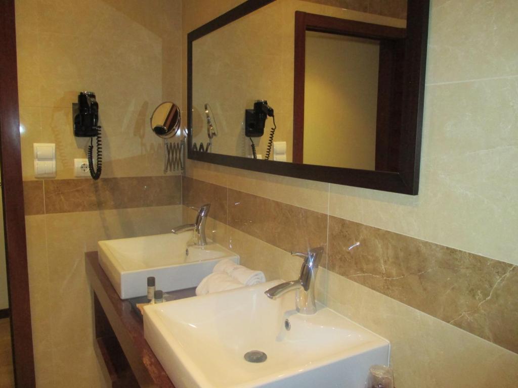 Hotel Do Vale Aguiar da Beira Camera foto